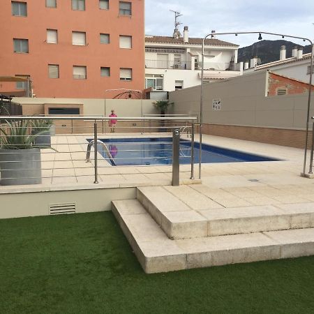 Appartement standing 58m plage à 3mn en voiture Roses Exterior foto