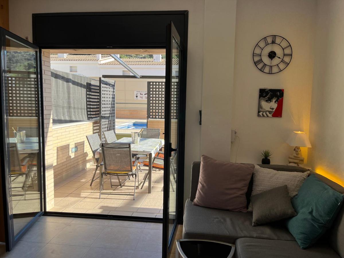 Appartement standing 58m plage à 3mn en voiture Roses Exterior foto